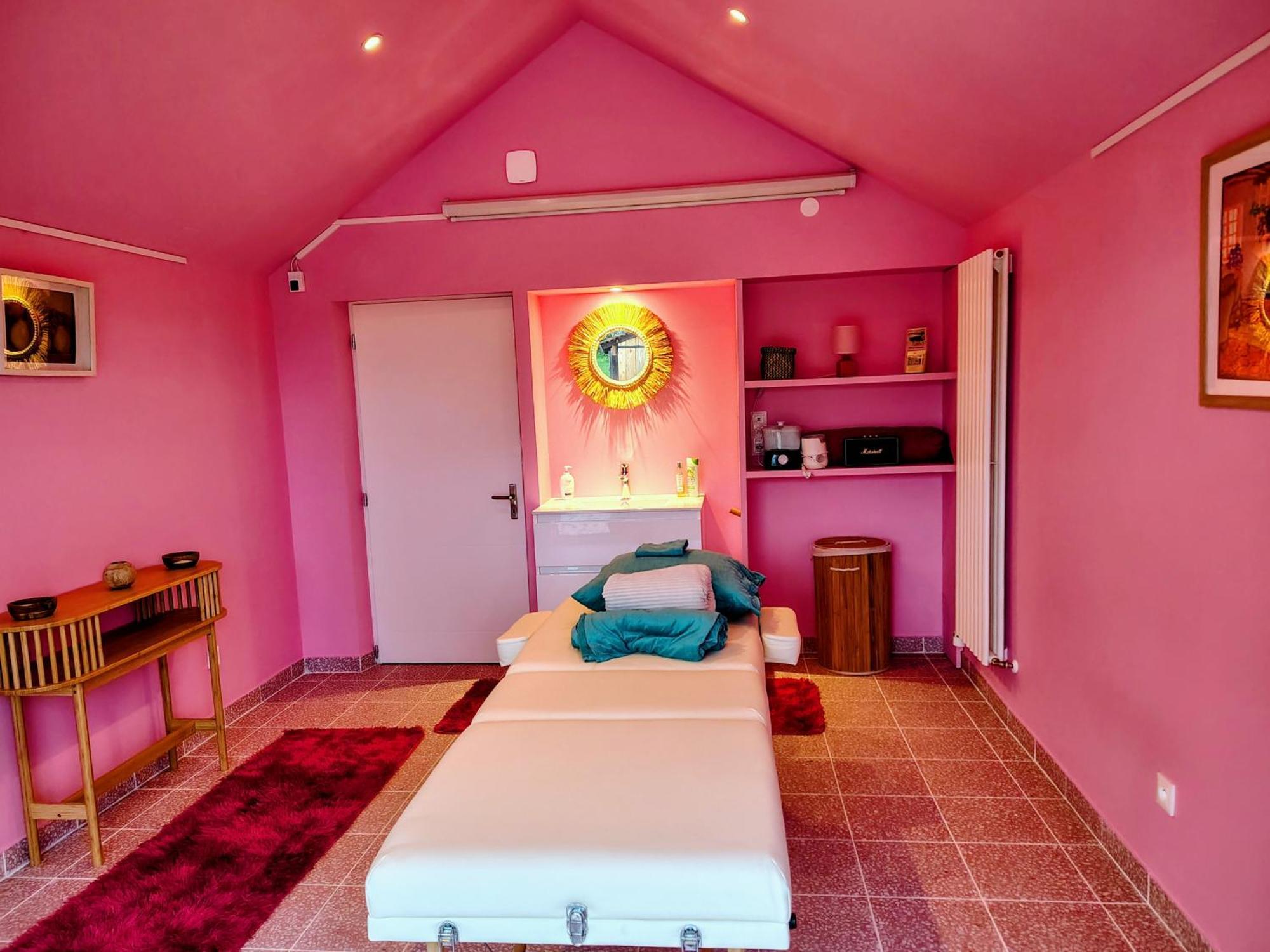 Le Spa Est Dans Le Pre Trigueres Exteriör bild